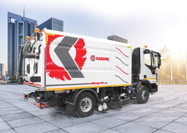 Ana Görsel-6,5 m<sup>3</sup> Kademe-Araç-Üstü-Yol-Süpürme-Makinası