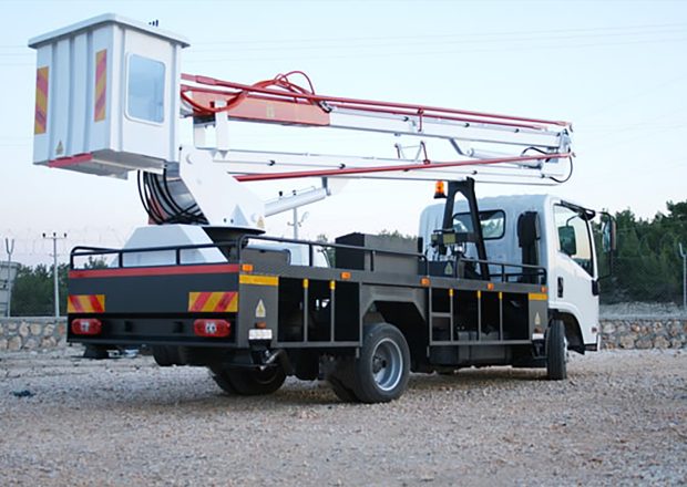 Kademe-Eklemli-Hidrolik-Platform-1